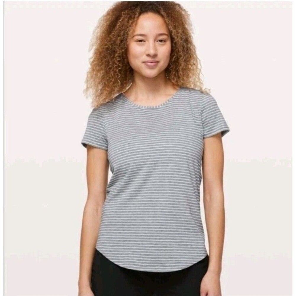 Lululemon Love Crew III Gray Pima Cotton Short Sleeve Tee Est. Size 10